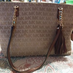 Michael kors tote bag